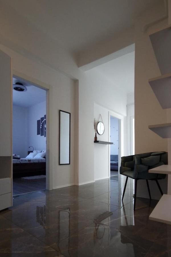 شقة Mc Centar Apartman بولا المظهر الخارجي الصورة